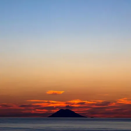 La Rocchetta Sunset - Vista Mare * Briatico